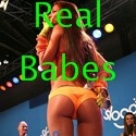 Around the World in 1000 Babes : Touring the world one sexy babe at a time