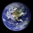 Small Blue Dot : a photoblog