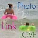 Photo LinkLove : Linking photos with quotations and poetry